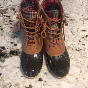 Duck Boots